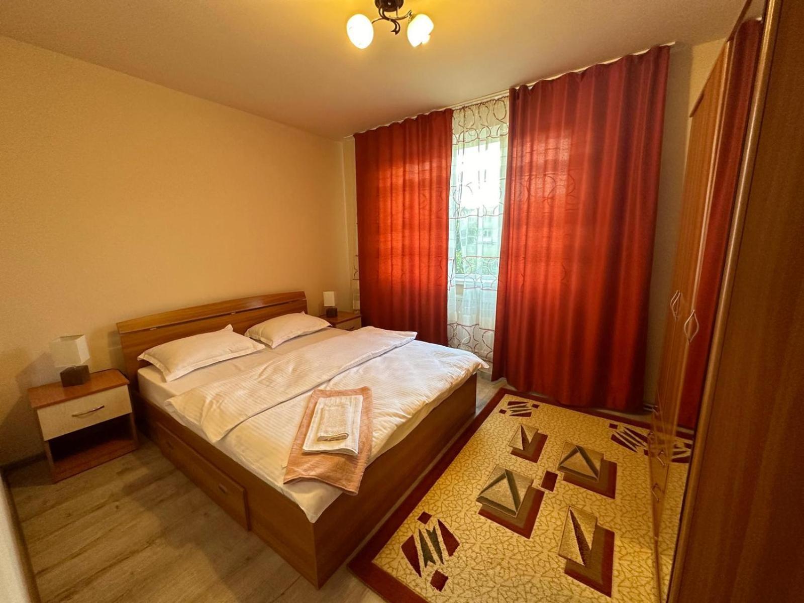 Appartement Apartament Central Deva Extérieur photo